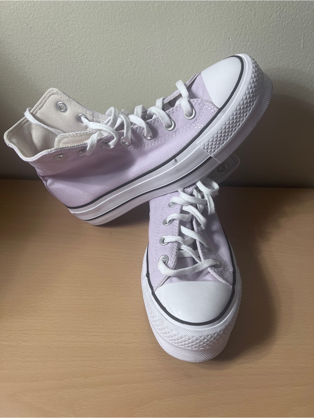 Converse Chuck Taylor All Star Lift Platform Seasonal Color  Women’s Shoes 7